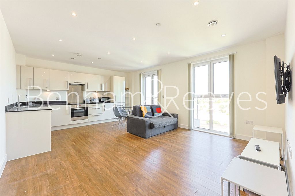 Property photo 1 of 12 Picture No. 01