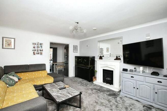 Property photo 2 of 14 Lounge