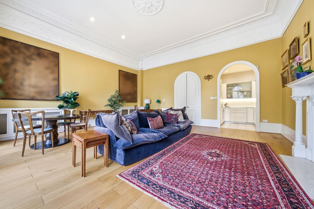 Property photo 3 of 9