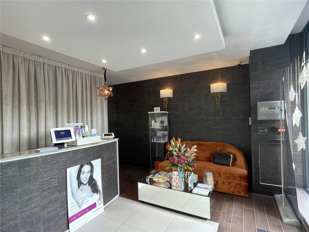 Property photo 3 of 6 Dbs250018_03.Jpg