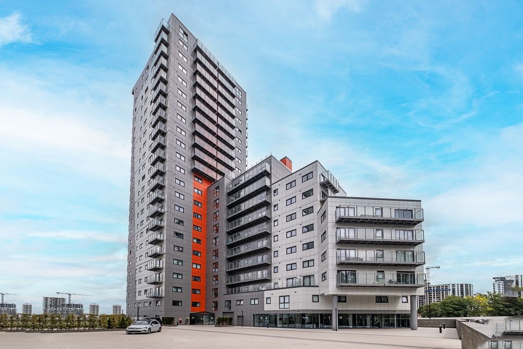 Property photo 2 of 10