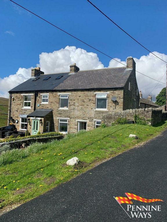 Property photo 1 of 2