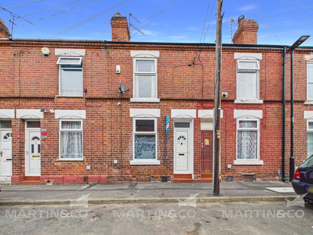 Property photo 1 of 11 Cam02406G0-Pr0682-Still013