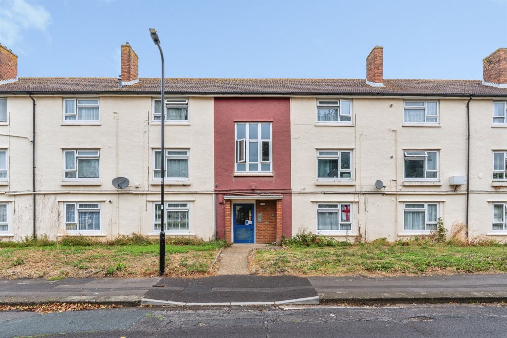 Property photo 1 of 16