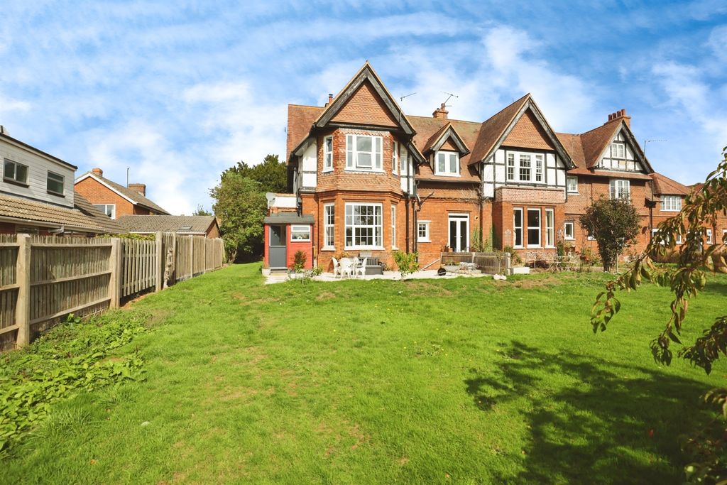 Property photo 1 of 24