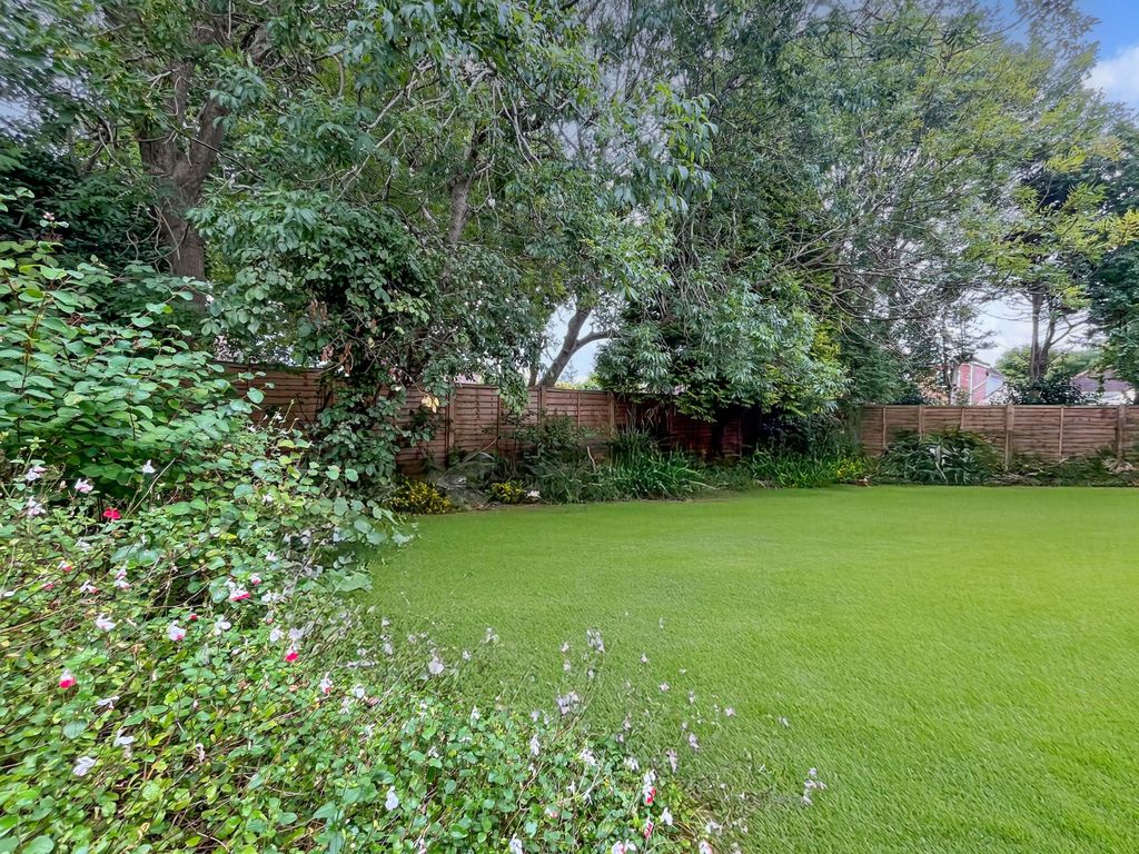 Property photo 2 of 6 Picture No. 03