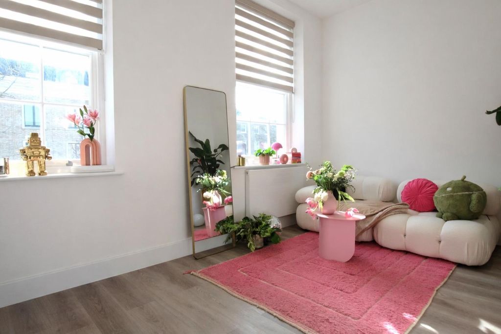 Property photo 1 of 5 Reception 2.Png