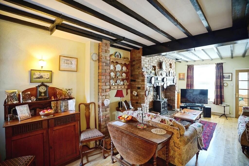 Property photo 3 of 17