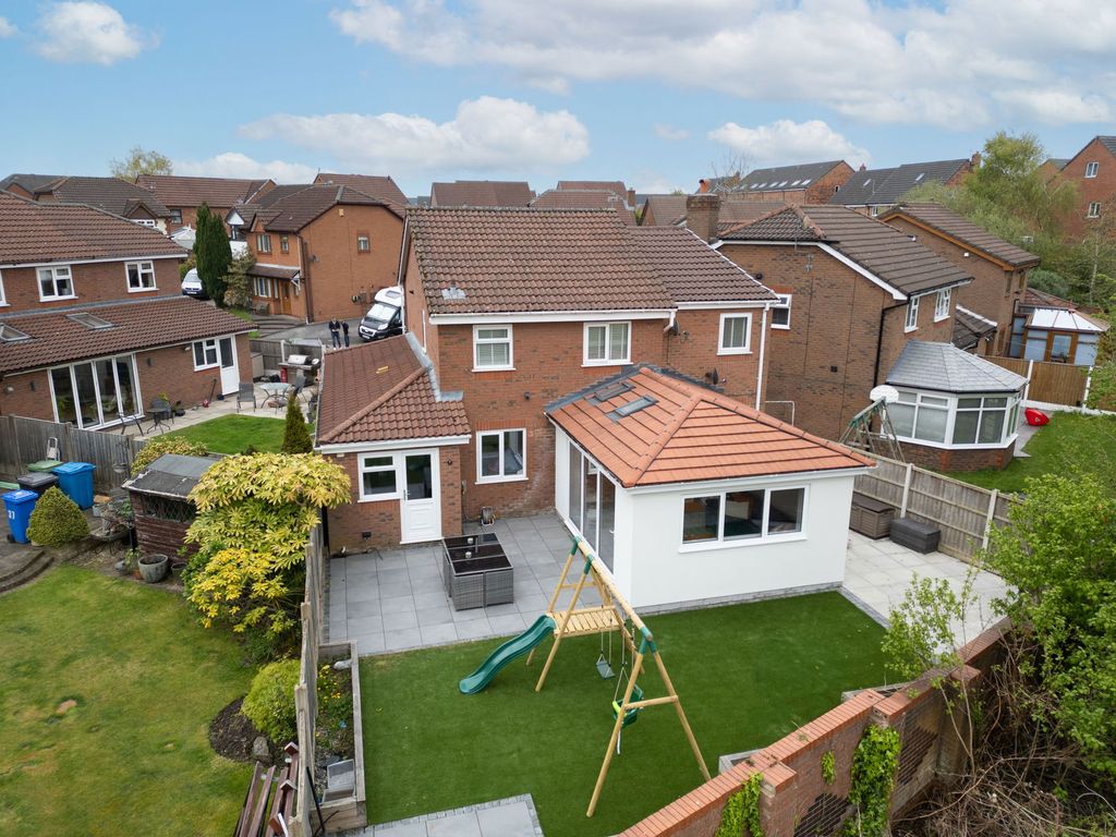 Property photo 2 of 37