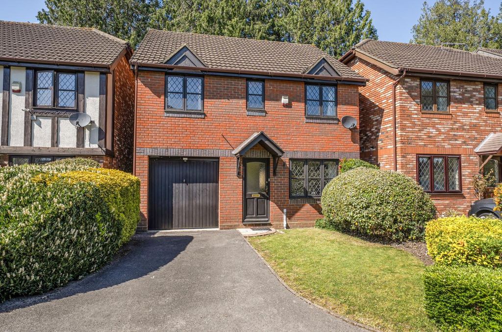 Property photo 1 of 18