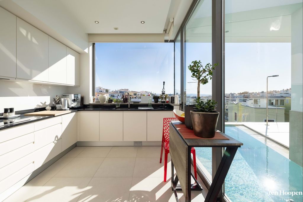 Property photo 3 of 30