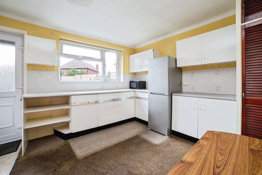 Property photo 2 of 15 Pbox-Img.Jpg