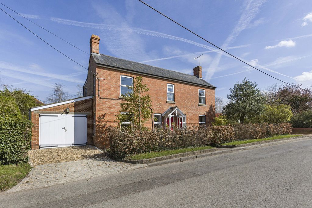 Property photo 1 of 41