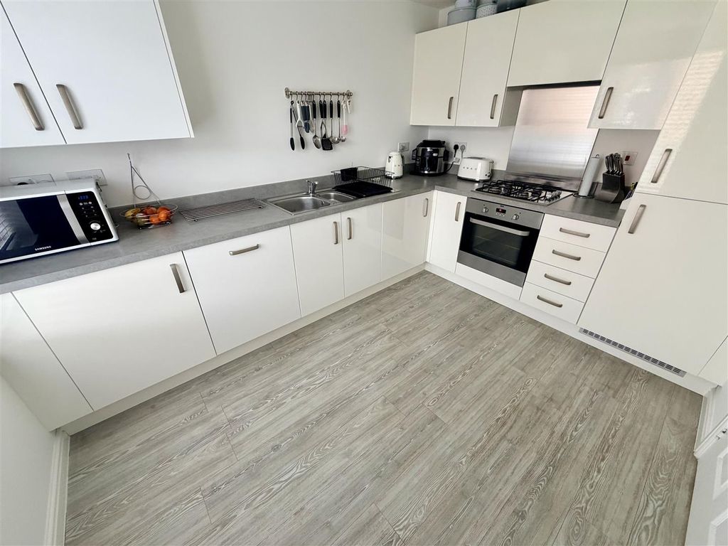 Property photo 3 of 16 Img_1194.Jpeg