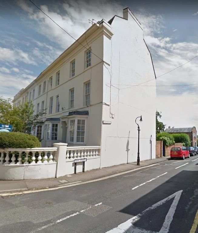 Property photo 1 of 6