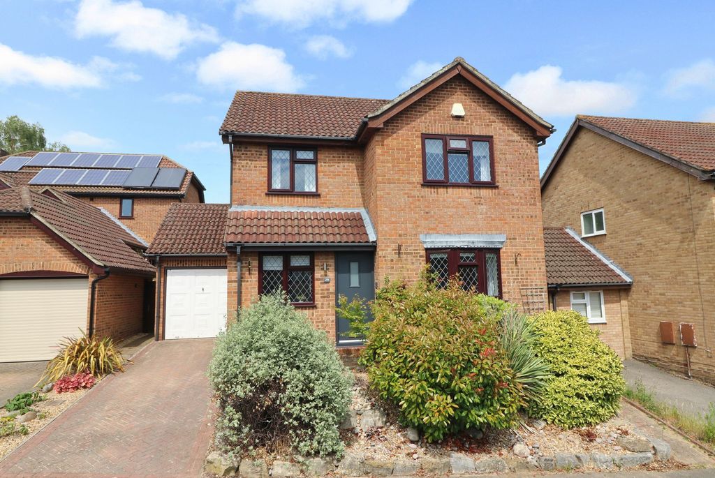 Property photo 1 of 18