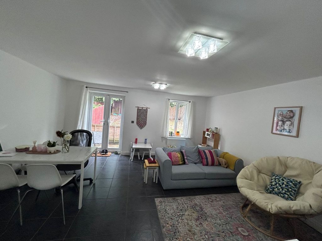 Property photo 3 of 11 Picture No. 07