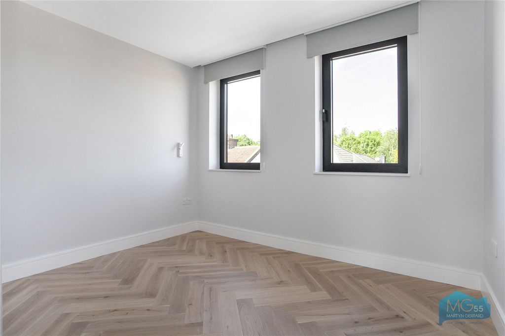 Property photo 2 of 15 Picture No. 03