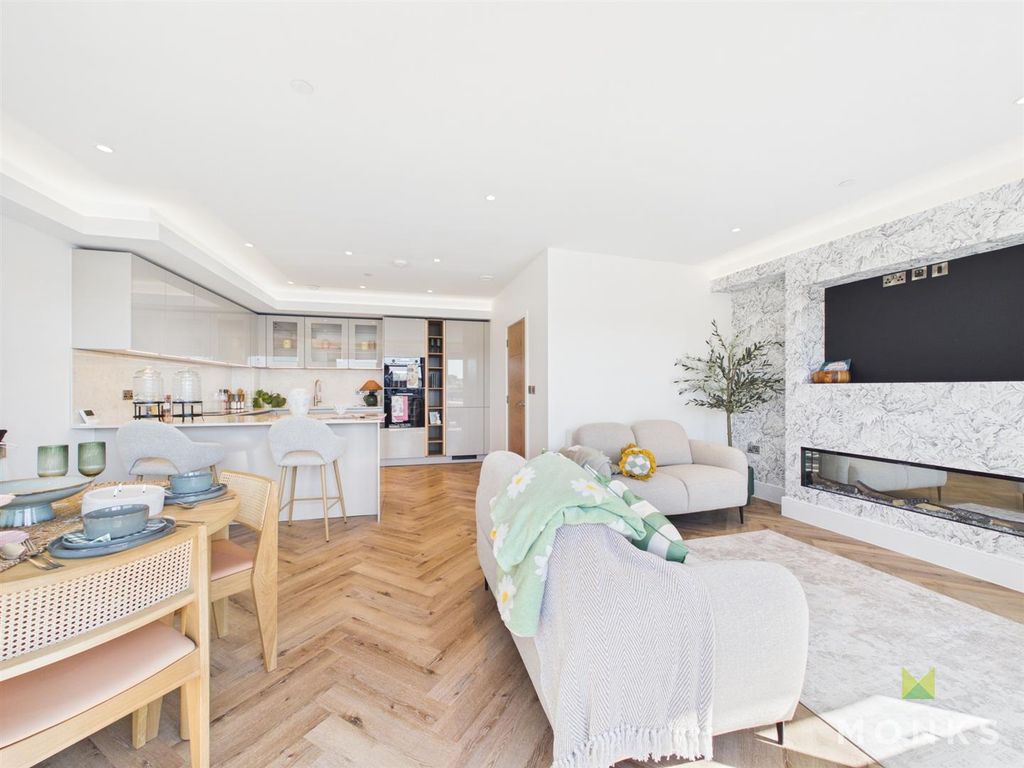 Additional image 14 of 2 bed flat for saleThe Penthouse, Old Coleham Court, Shrewsbury SY3