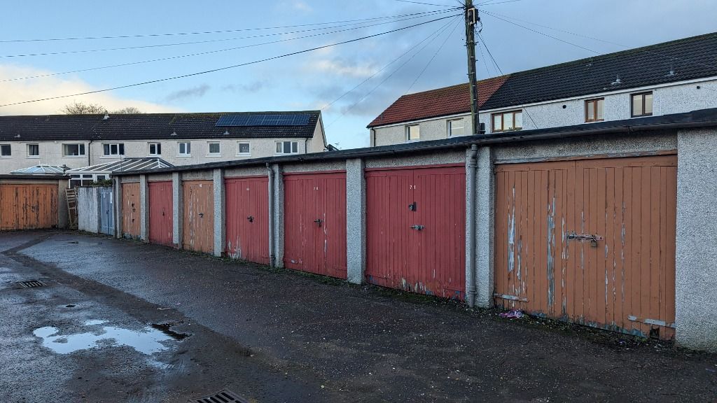 Property photo 3 of 6 Photo 3