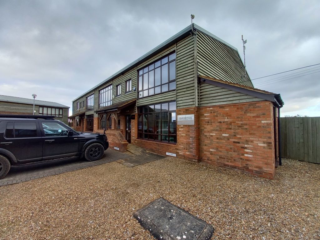 Property photo 1 of 4 Photo 4