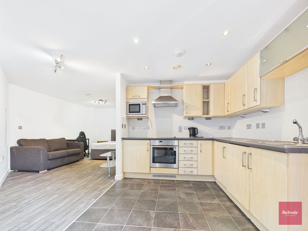 Property photo 2 of 11