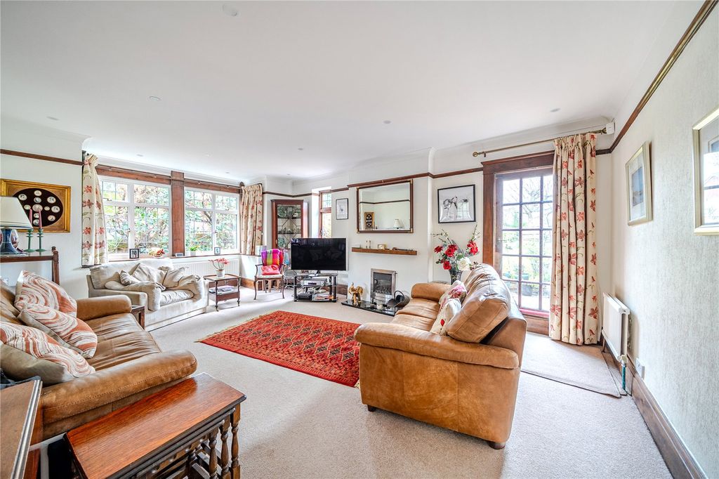 Property photo 2 of 21 Picture No. 07