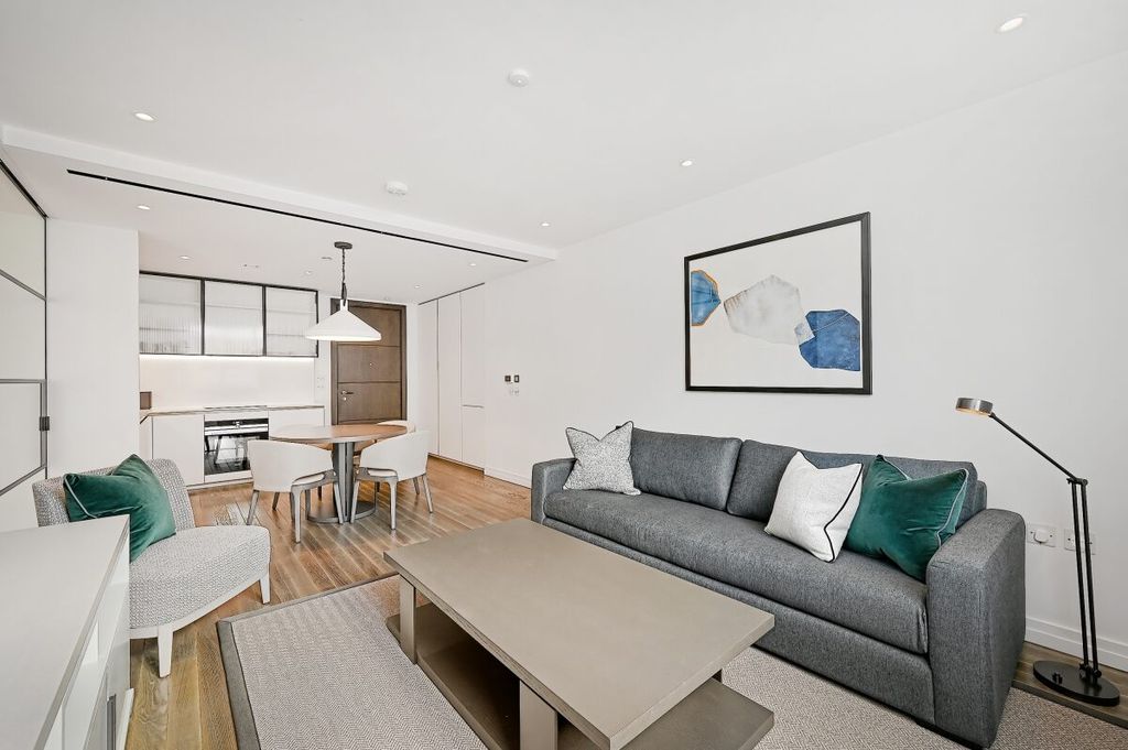 Property photo 1 of 15 Morley House