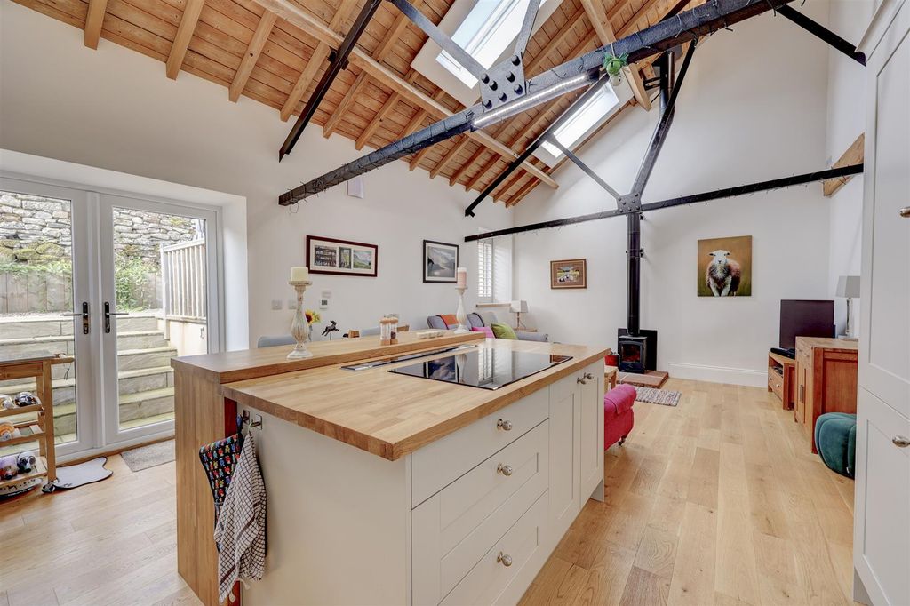 Property photo 3 of 20 Open Plan Living Room / Kitchen