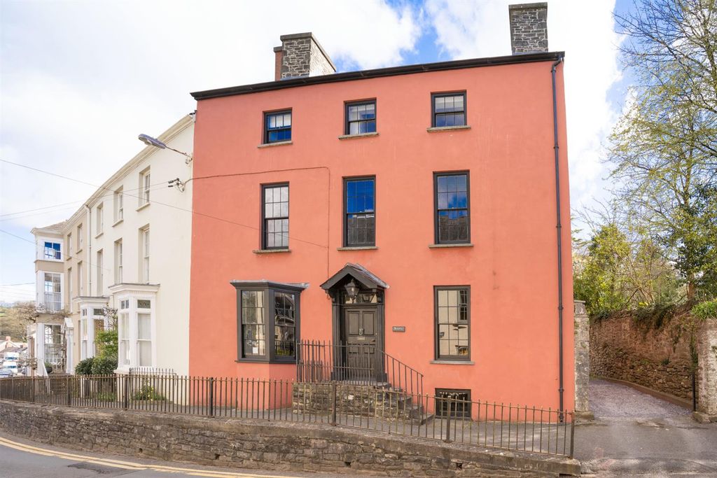 Property photo 1 of 49 Rosetafrontb.Jpg