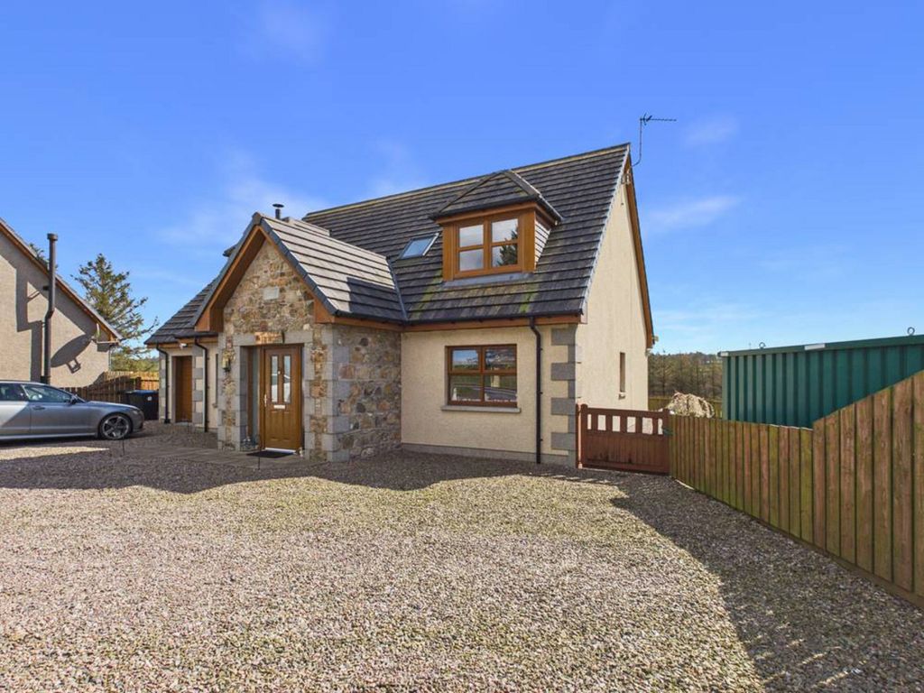 Property photo 1 of 32