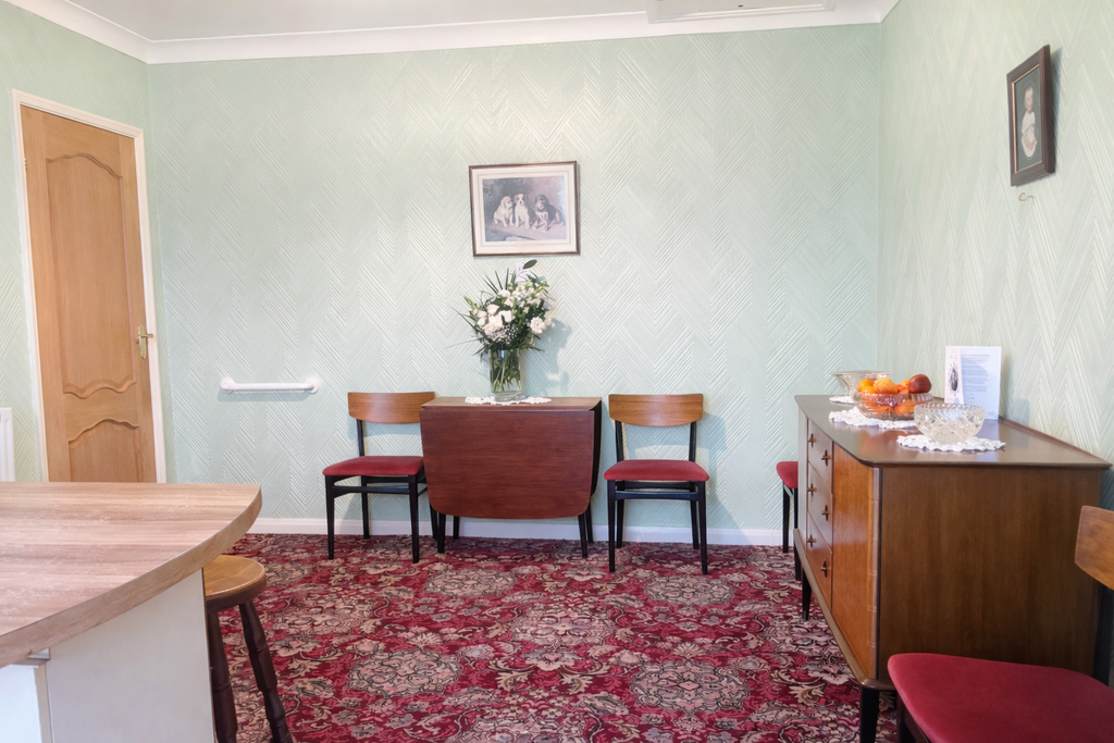 Property photo 3 of 12 Dining Room