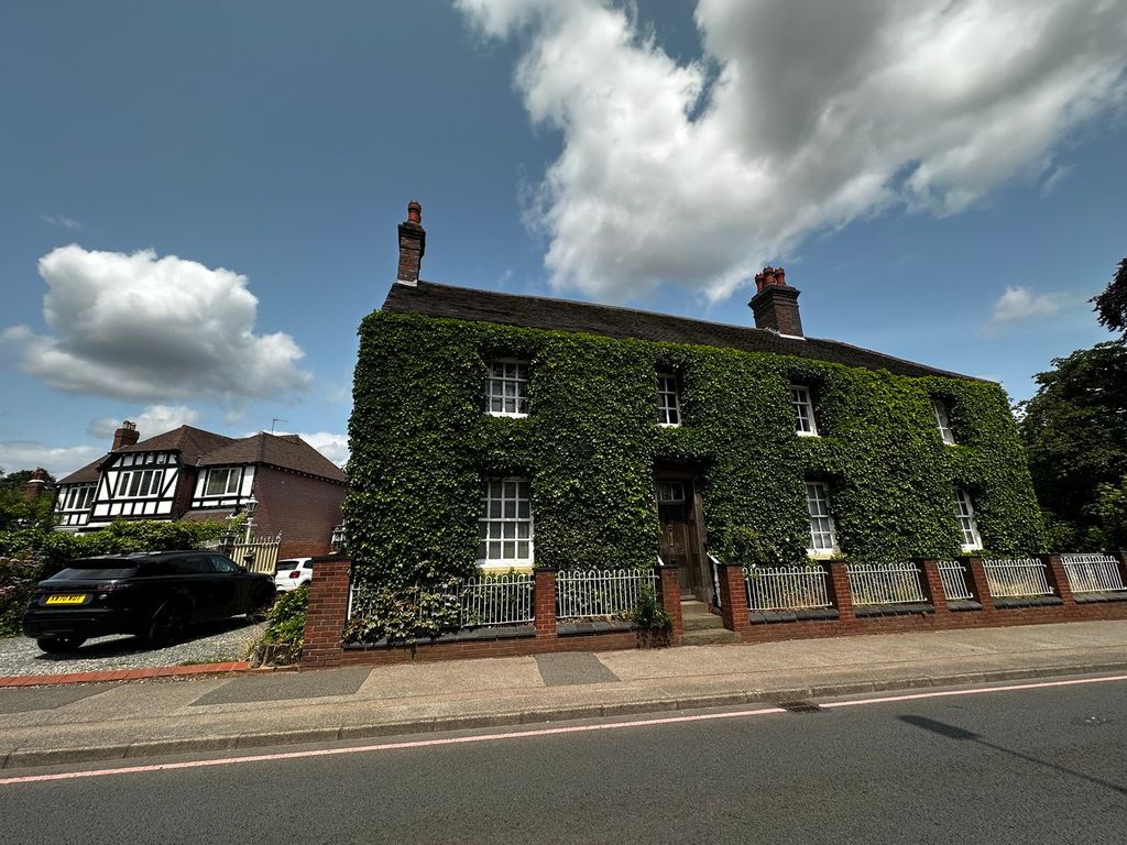 Property photo 1 of 30