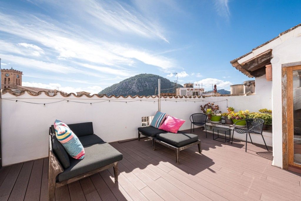 Property photo 2 of 20 Roof Terrace