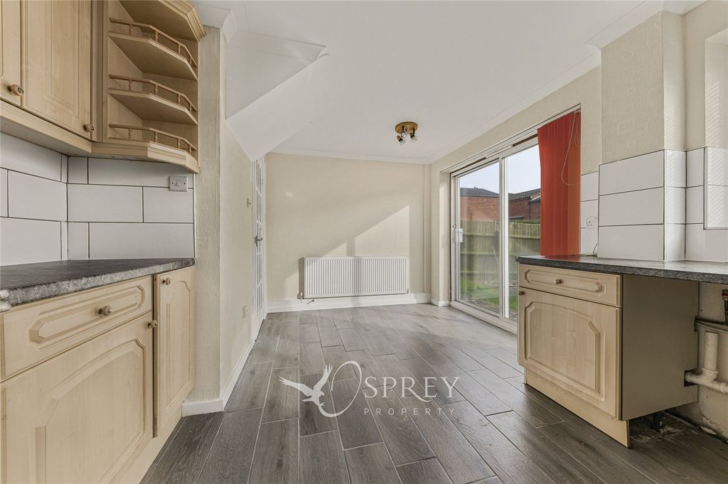 Property photo 3 of 9 Kitchen/Diner