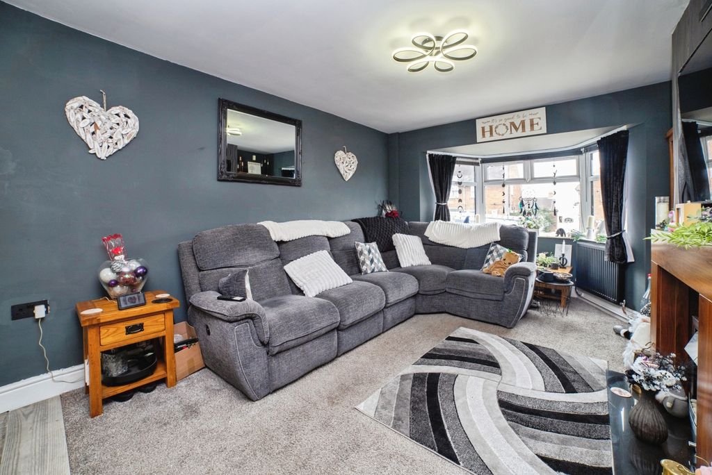 Property photo 2 of 17 Lounge Diner