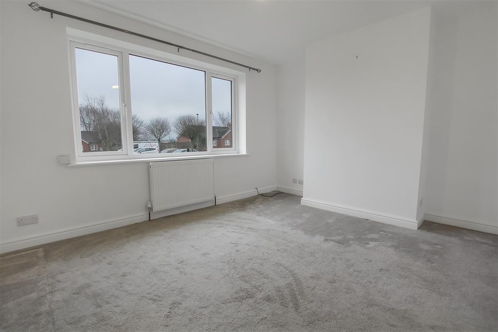 Property photo 2 of 13 Img_0472.Jpg