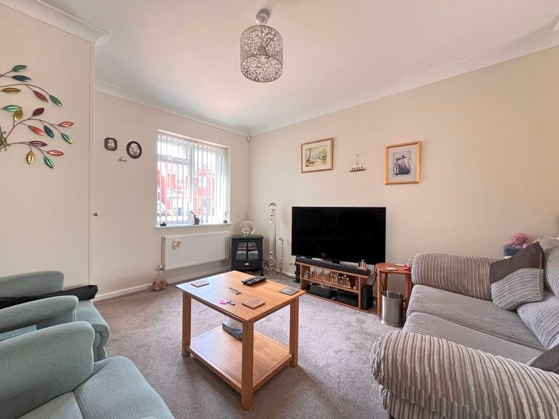 Property photo 3 of 19 Photo 17
