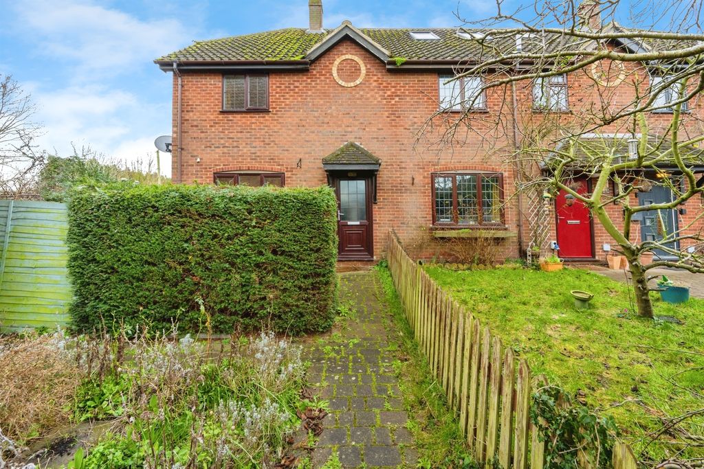 Property photo 1 of 12