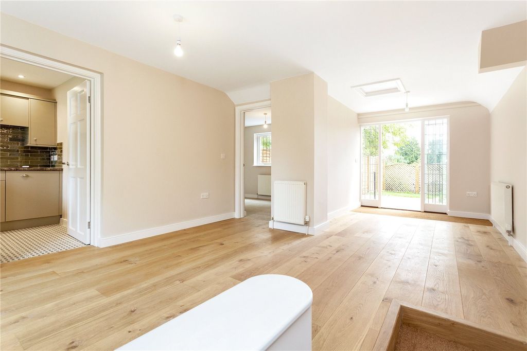 Property photo 2 of 10 Reception Room