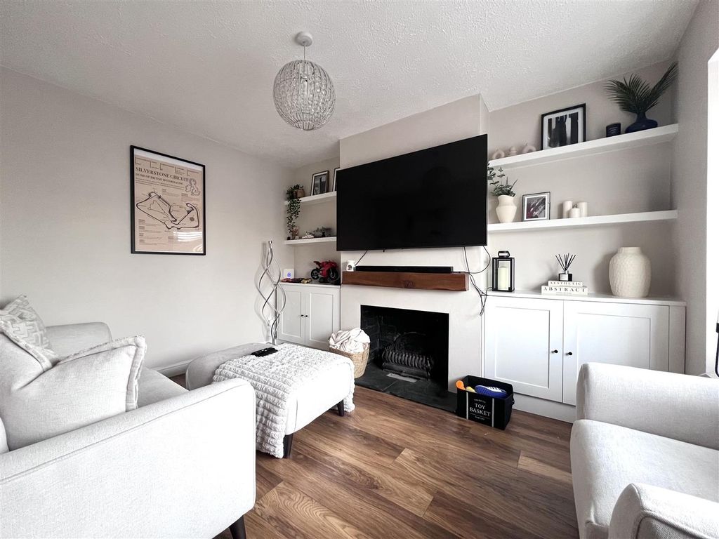 Property photo 2 of 11 Img_0961.Jpeg