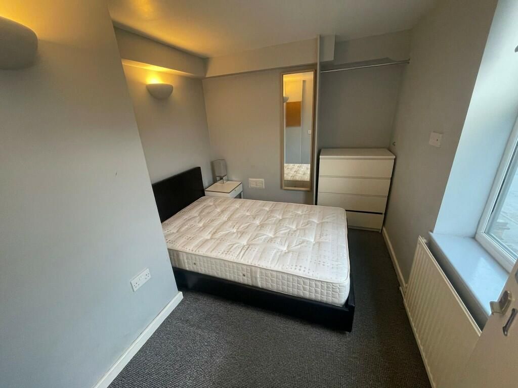 Property photo 2 of 4