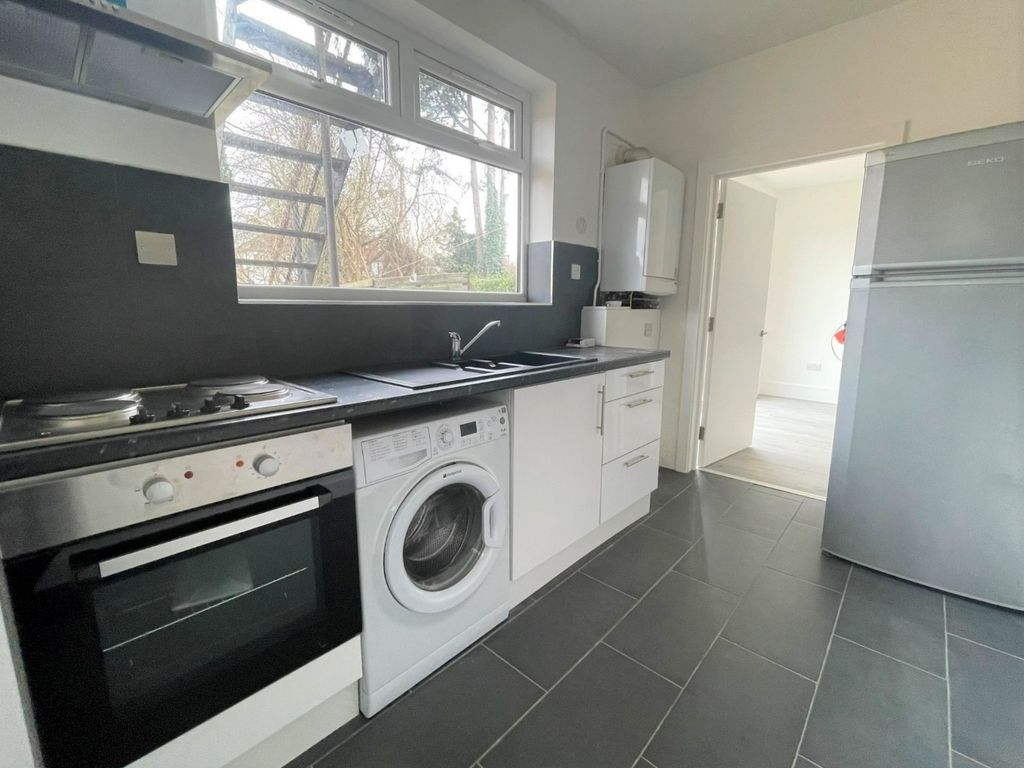 Property photo 2 of 8 1370952