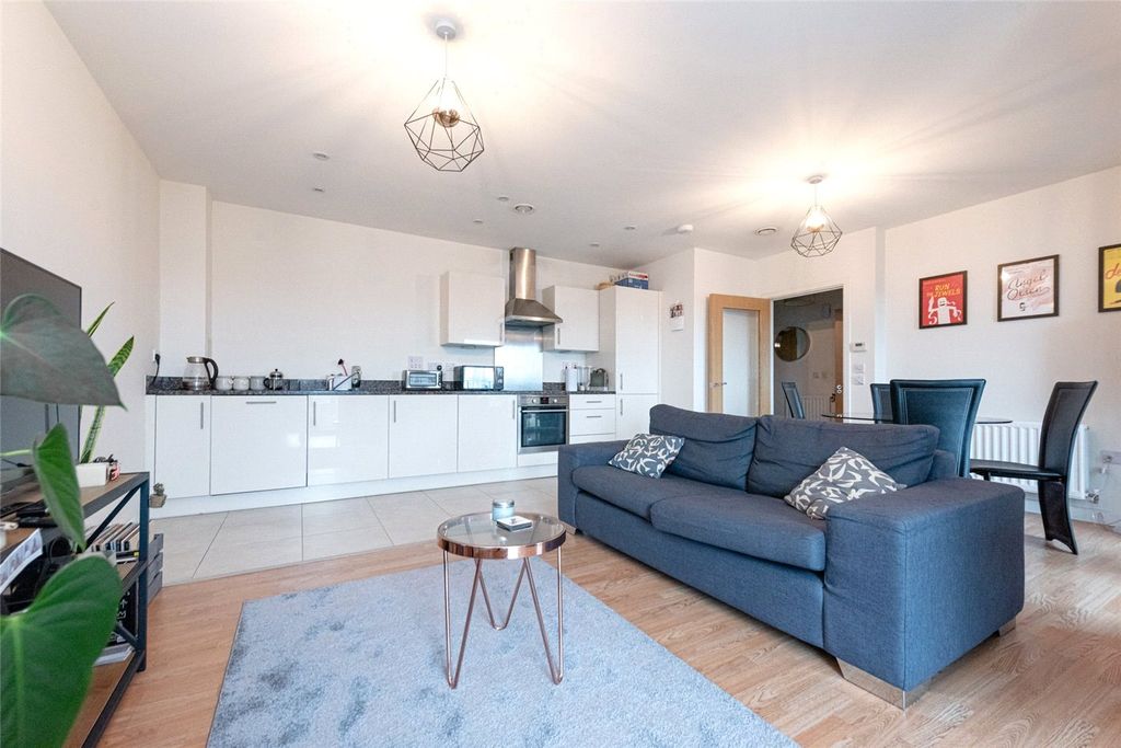 Property photo 1 of 10 Picture No. 01