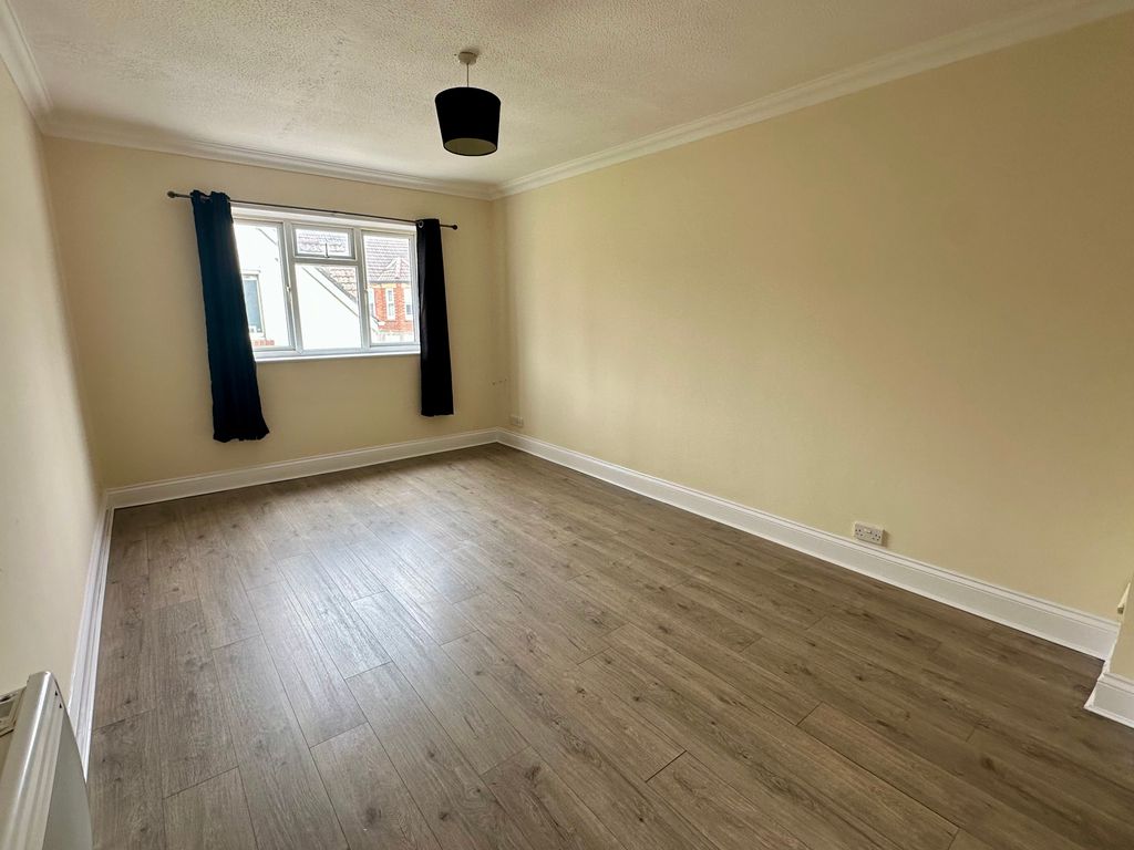 Property photo 1 of 4 Img_0810