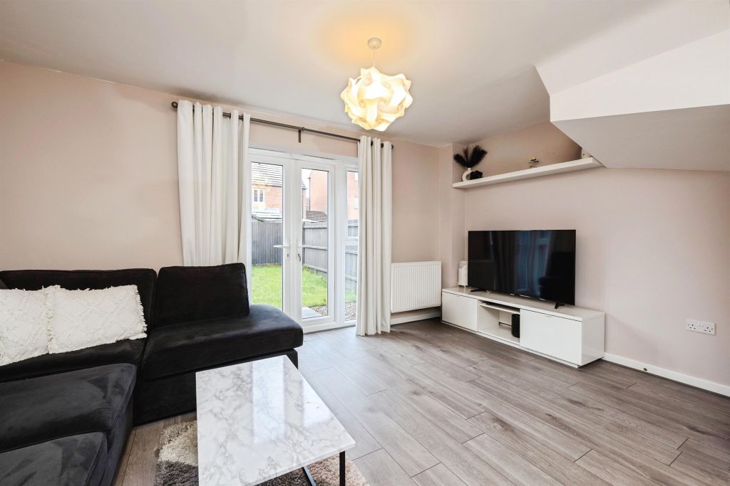 Property photo 3 of 17