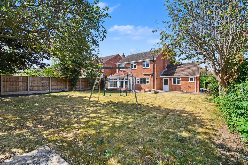 Property photo 3 of 38 Rear Garden