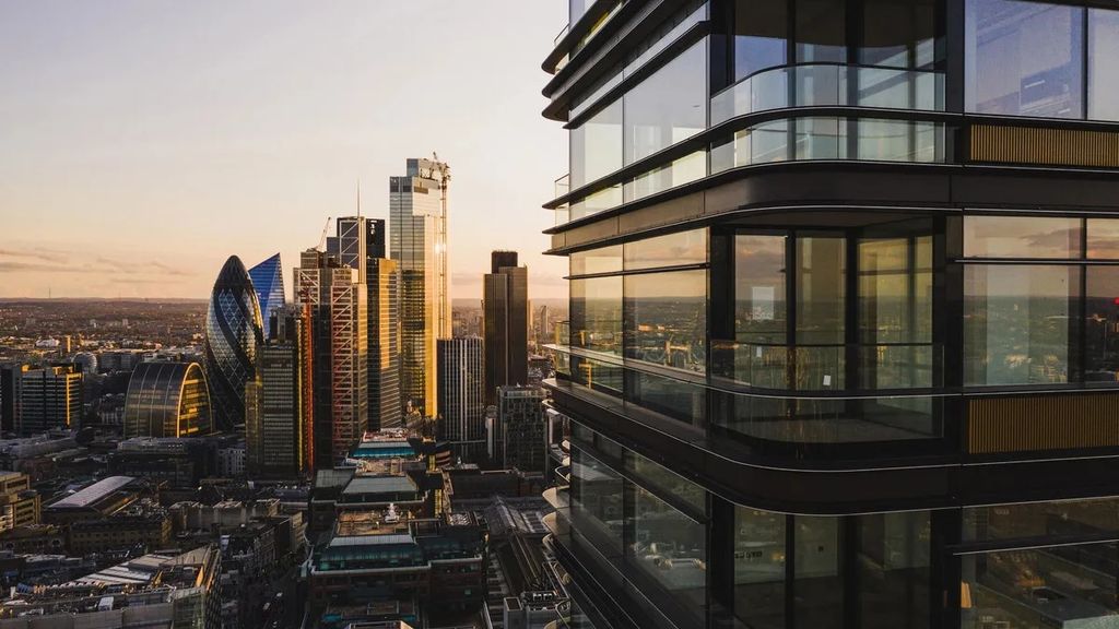 Property photo 3 of 10 Photo 2