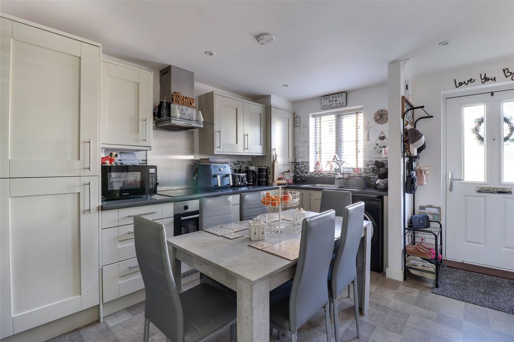 Property photo 2 of 13 Picture No. 04