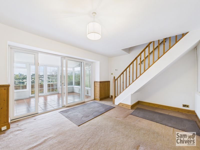 Property photo 3 of 19 Photo 9